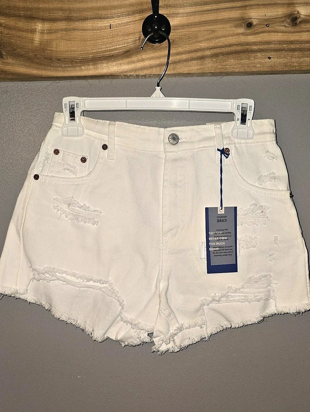 Free People Women'Small Frayed Denim Shorts Size Small NWT